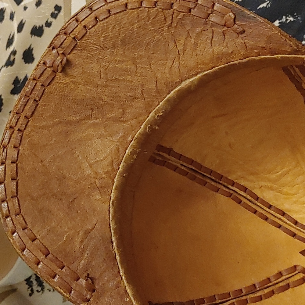 Vintage Leather Ball Cap - Picture 7 of 9